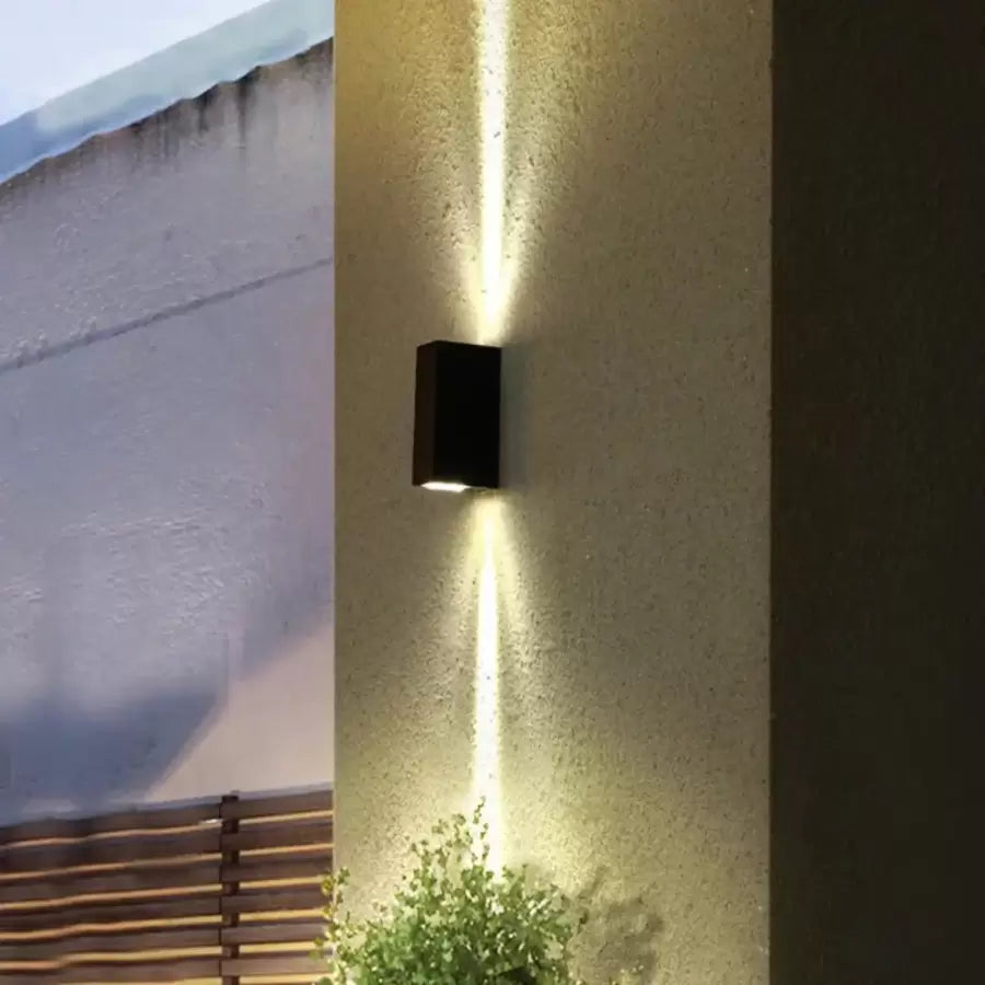 Aplica LED Exterior Celsis 6W Negru